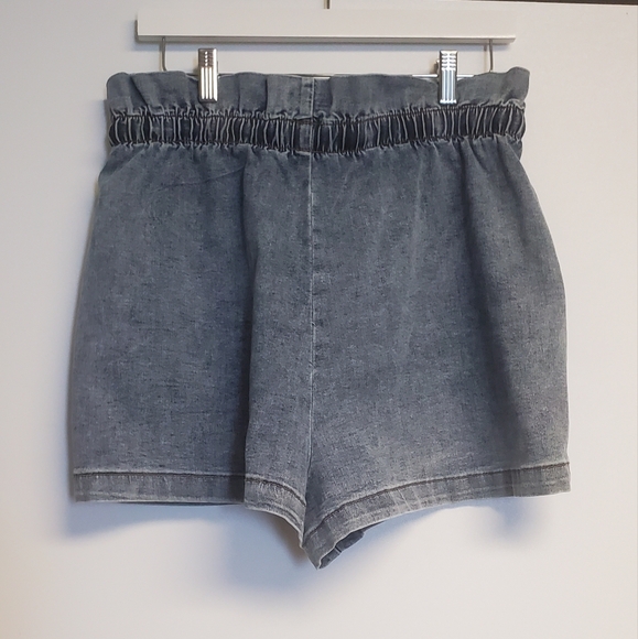NWT Versona High Waist Paperbag Denim Jean Shorts Size Large - Picture 5 of 6